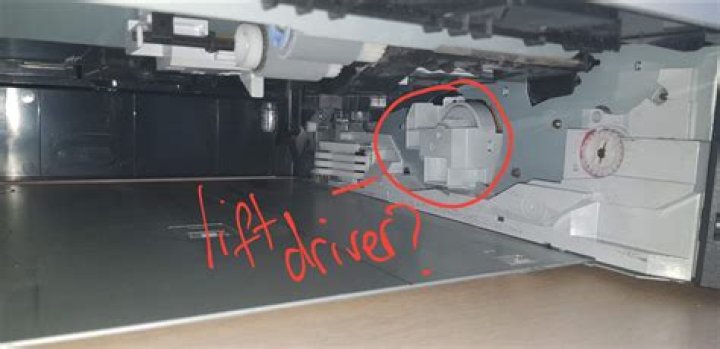 How do I fix HP Tray 2 lifting error?