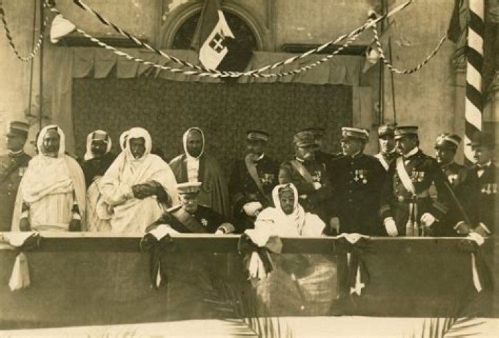 What is the Senussi movement?