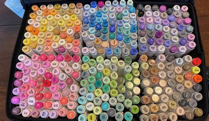 What markers do you use for graffiti?